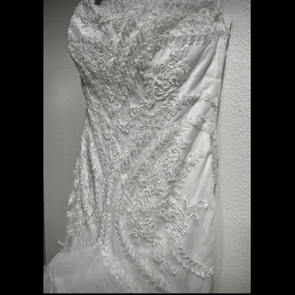 Pronovias Wedding Dress Size 10 - Picture 4 of 7